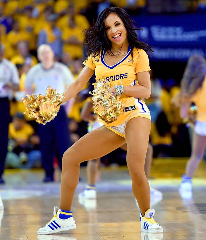 Golden-State-Warriors-Dance-Team-470719114_master.jpg